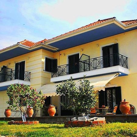 Guesthouse Bizani Neo Mpizani Ngoại thất bức ảnh