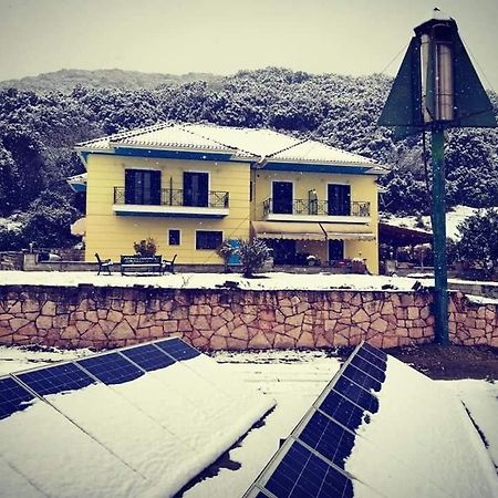 Guesthouse Bizani Neo Mpizani Ngoại thất bức ảnh