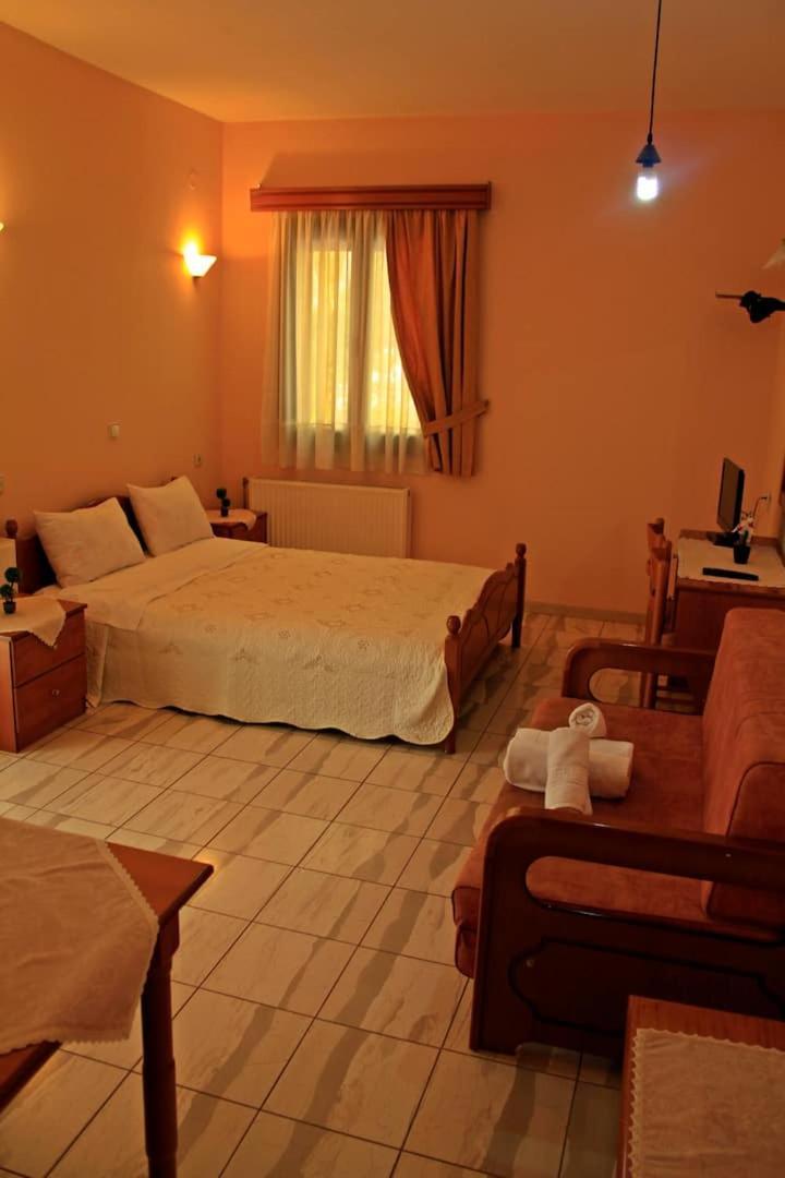 Guesthouse Bizani Neo Mpizani Phòng bức ảnh